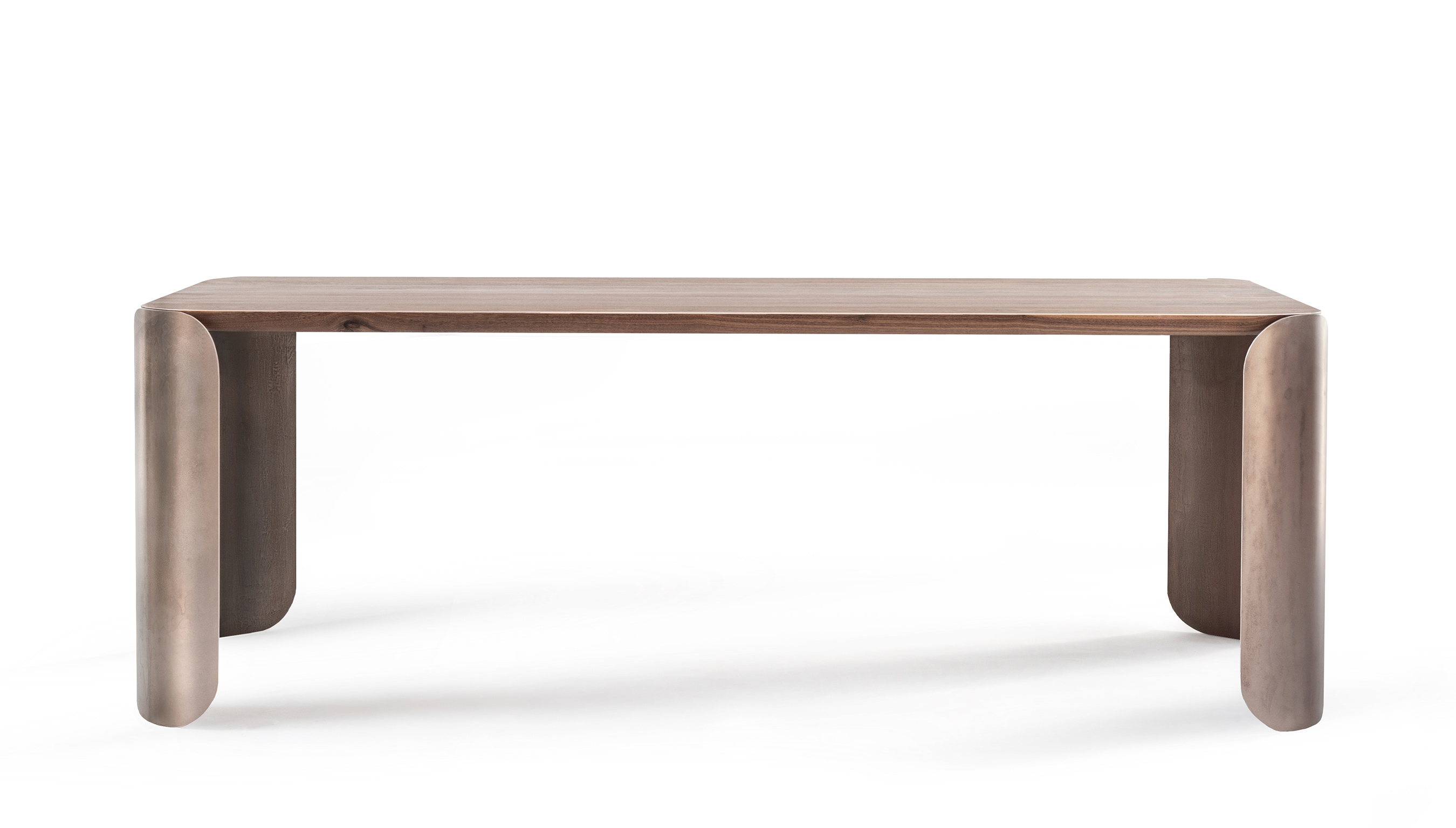 mozea-clypeus-dining-table-wanut-wide-2