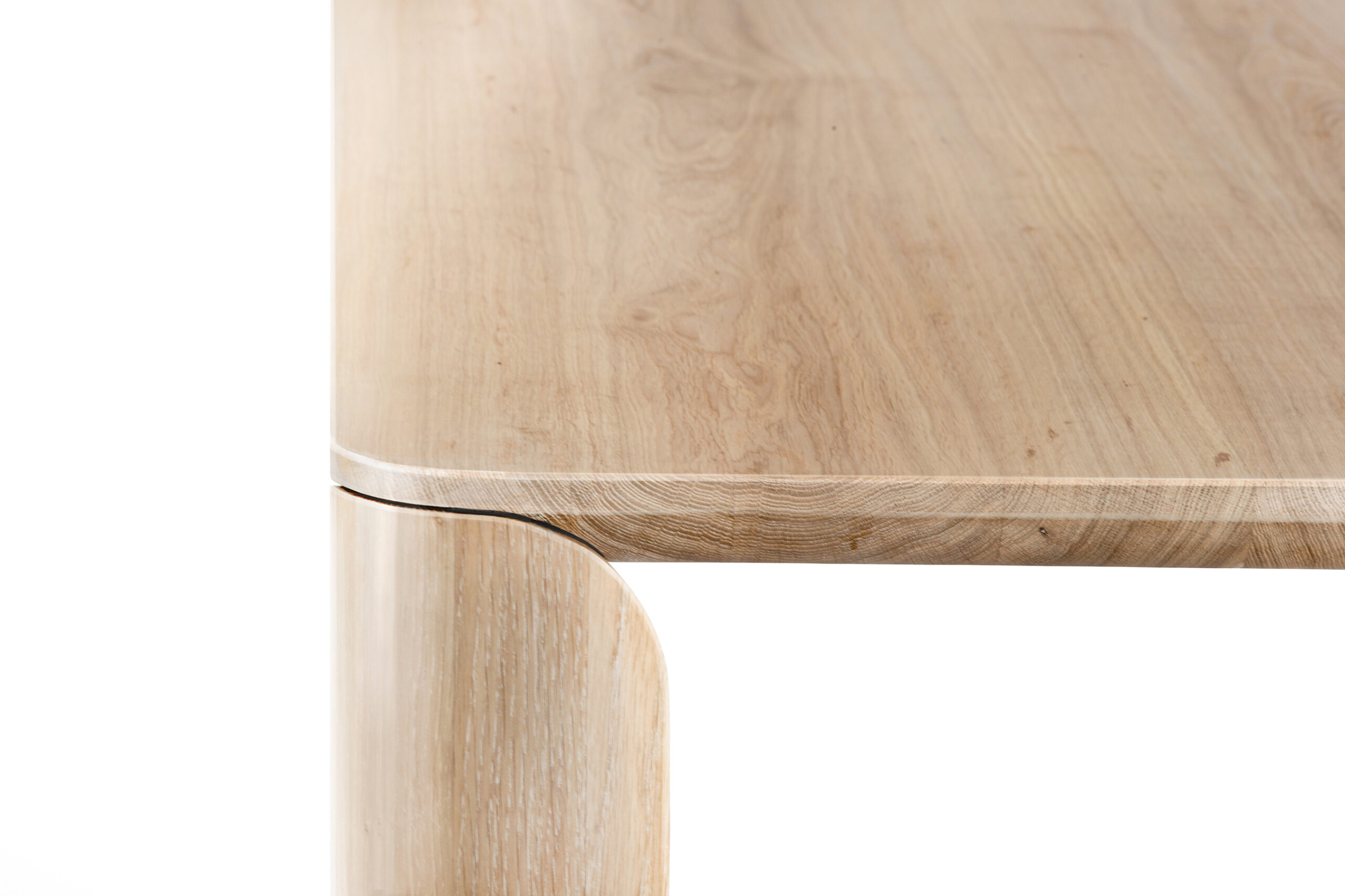 quartam-mozea-dining-table-det